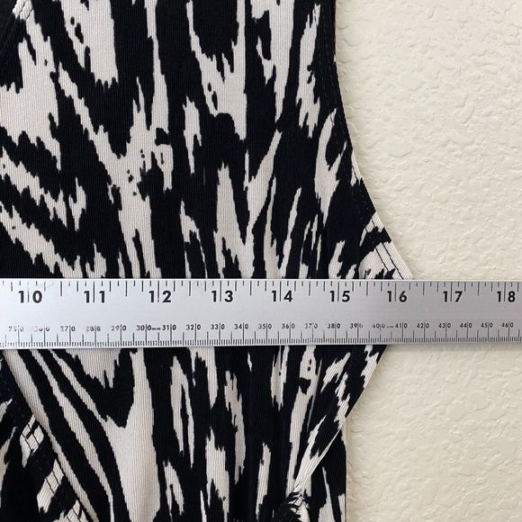 Chico's Dress Womens Size 1 Medium Travelers Faux Wrap Midi Black White - Picture 4 of 7